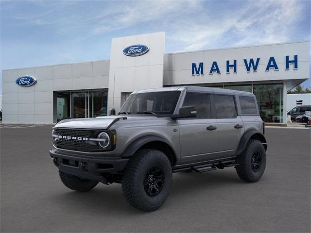 2024 Ford Bronco Vehicle Photo in Mahwah, NJ 07430-1343