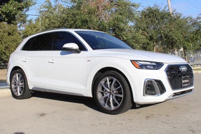 2023 Audi Q5 Vehicle Photo in HOUSTON, TX 77090