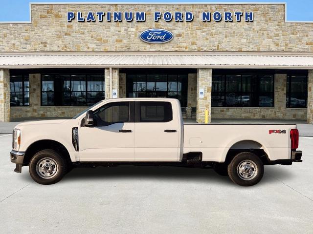 2024 Ford Super Duty F-250 SRW Vehicle Photo in Pilot Point, TX 76258