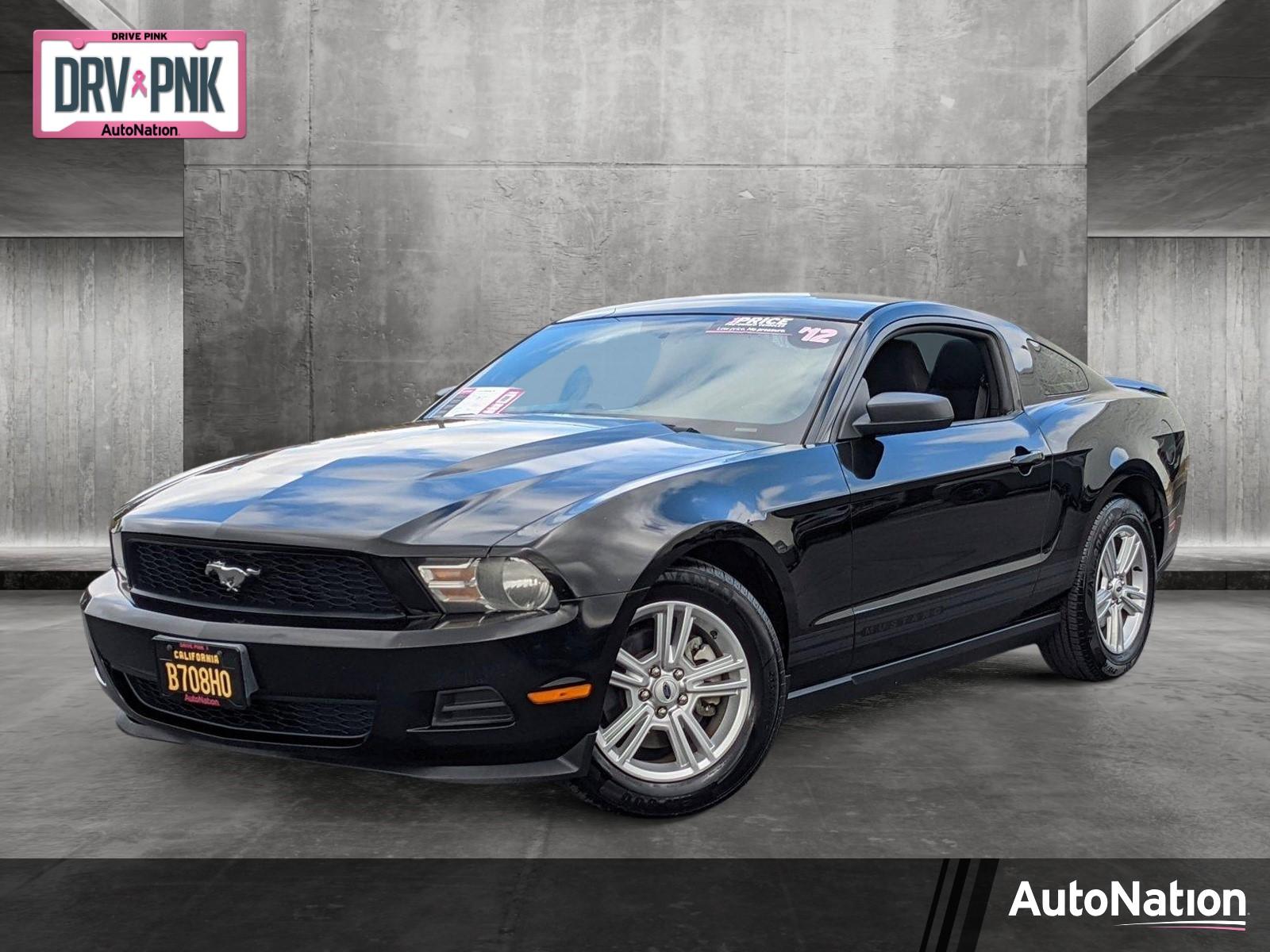 2012 Ford Mustang Vehicle Photo in VALENCIA, CA 91355-1705