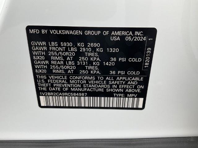 2024 Volkswagen Atlas Vehicle Photo in Oshkosh, WI 54904