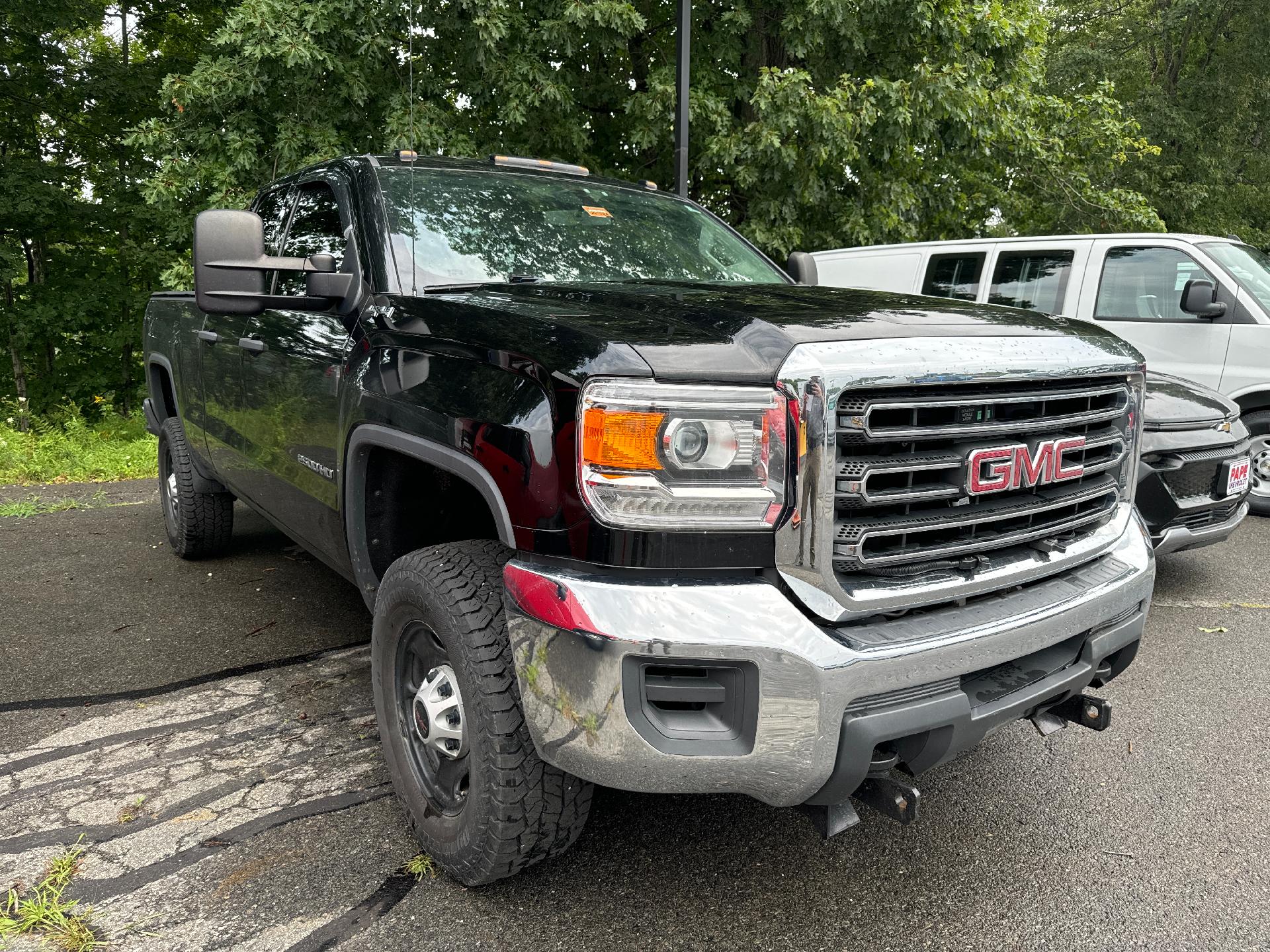 2017 GMC Sierra 2500 HD Vehicle Photo in SOUTH PORTLAND, ME 04106-1997