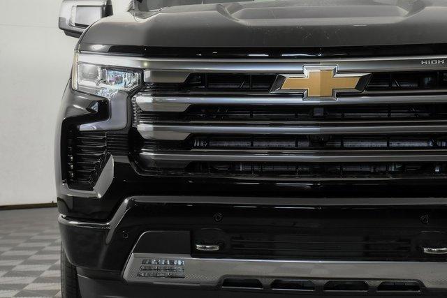 2024 Chevrolet Silverado 1500 Vehicle Photo in PUYALLUP, WA 98371-4149