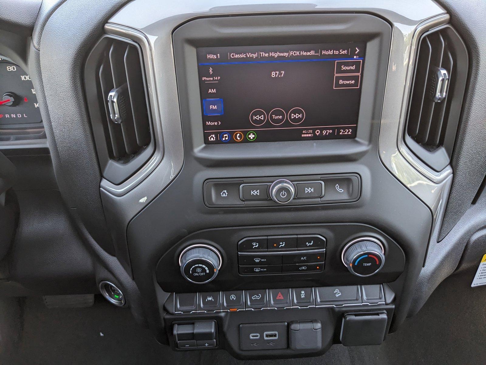 2024 Chevrolet Silverado 1500 Vehicle Photo in HOUSTON, TX 77034-5009