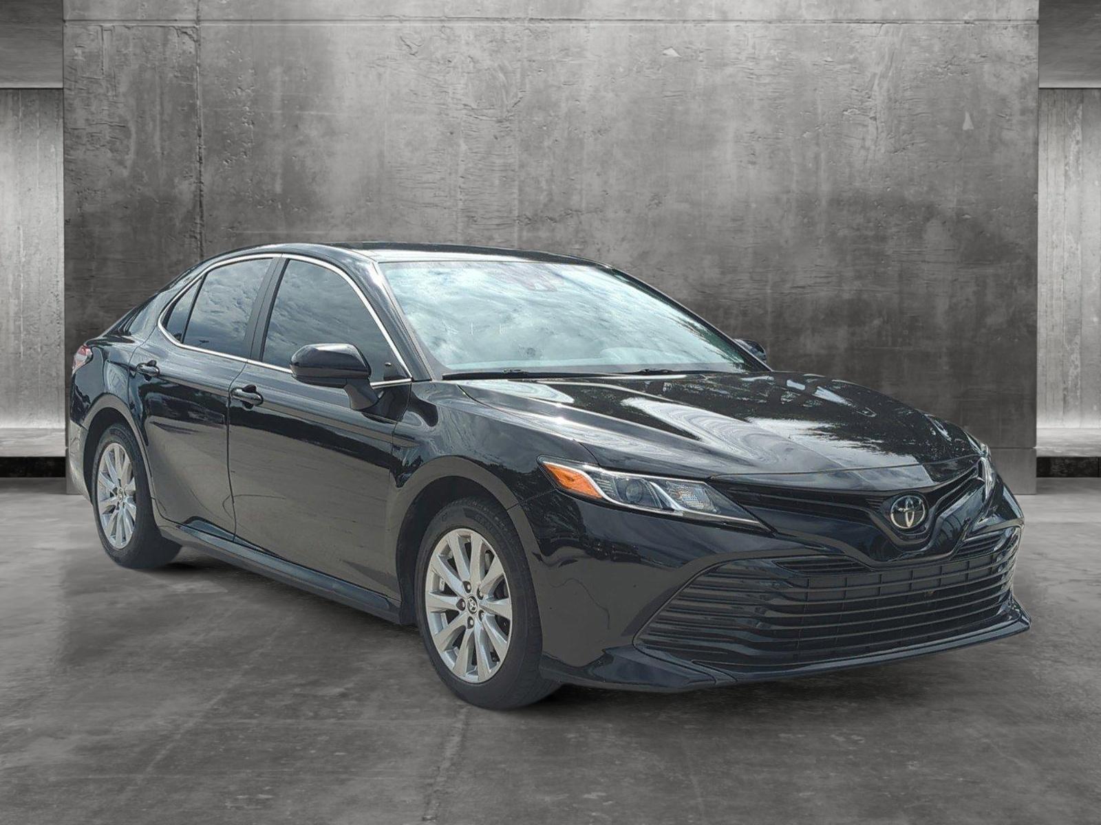 2020 Toyota Camry Vehicle Photo in Pembroke Pines, FL 33027