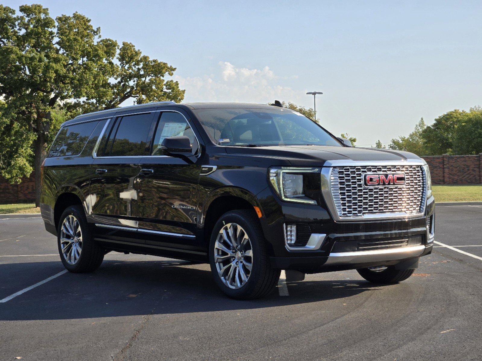 2024 GMC Yukon XL Vehicle Photo in DALLAS, TX 75209-3016