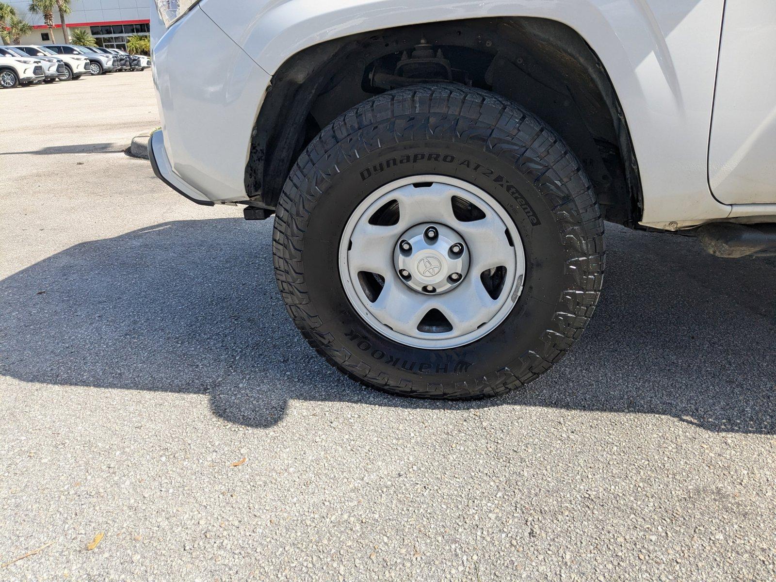 2019 Toyota Tacoma 2WD Vehicle Photo in Winter Park, FL 32792