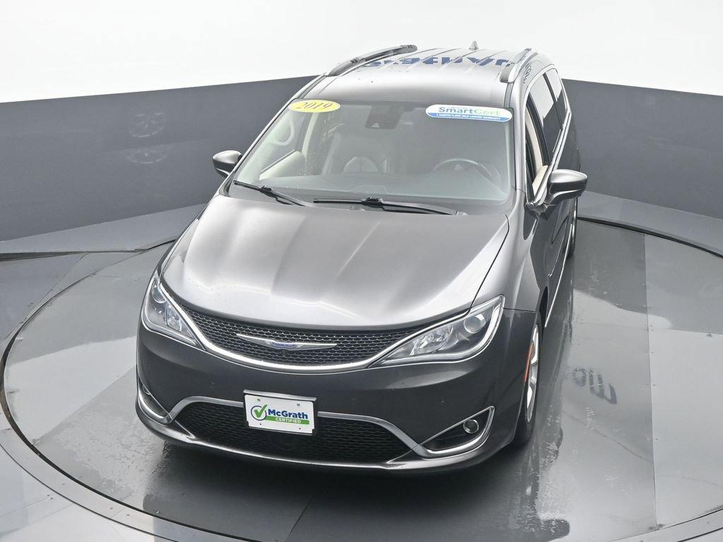 2019 Chrysler Pacifica Vehicle Photo in Cedar Rapids, IA 52402