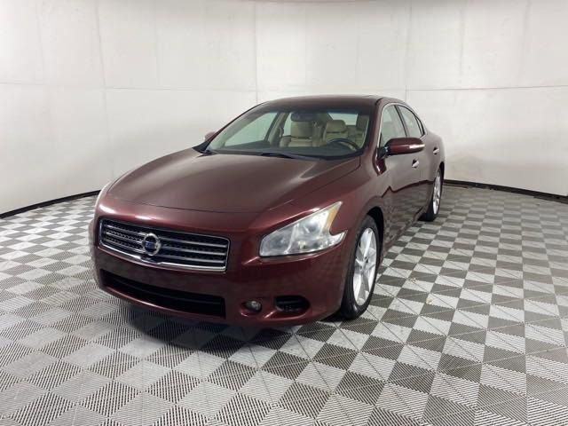 Used 2010 Nissan Maxima SV with VIN 1N4AA5AP6AC864891 for sale in Medina, OH