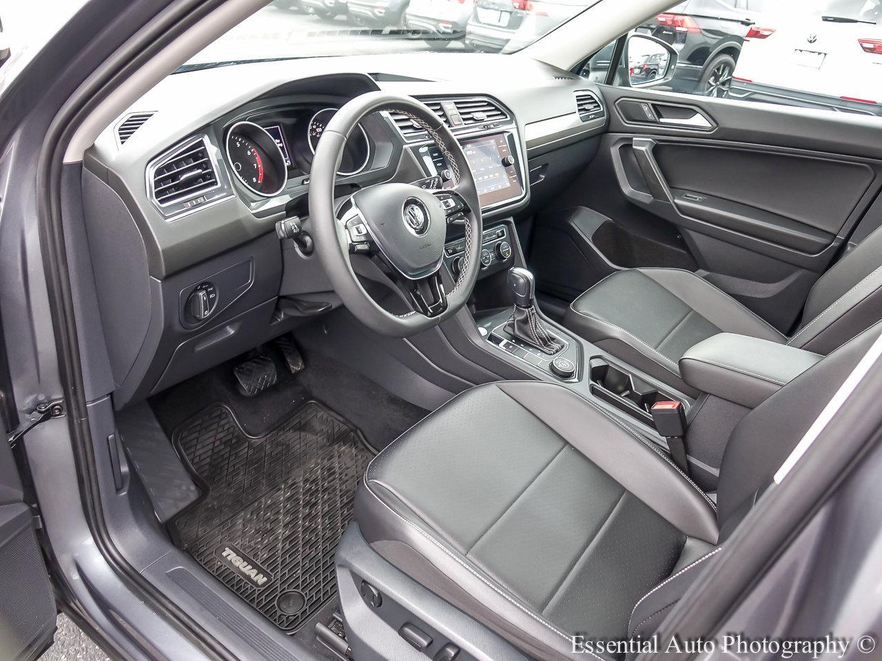 2021 Volkswagen Tiguan Vehicle Photo in Saint Charles, IL 60174