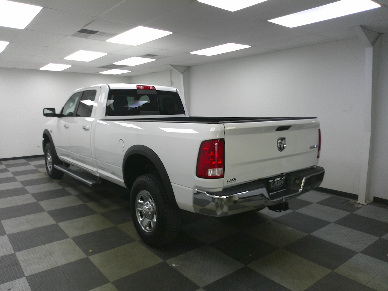 Used 2018 RAM Ram 2500 Pickup SLT with VIN 3C6TR5JT8JG300608 for sale in Johnstown, OH