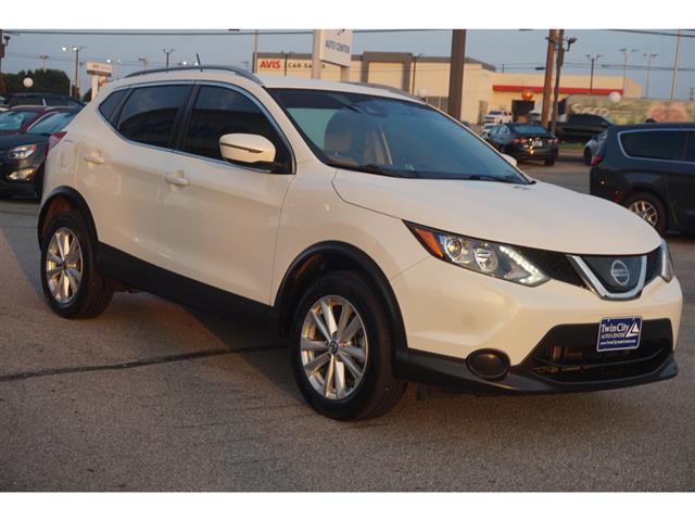 Used 2019 Nissan Rogue Sport SV with VIN JN1BJ1CR2KW350660 for sale in Alcoa, TN