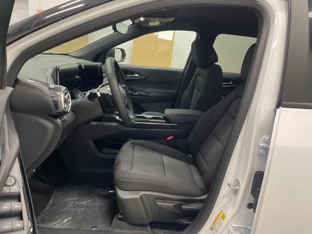 2025 Chevrolet Equinox Vehicle Photo in ROGERS, MN 55374-9422