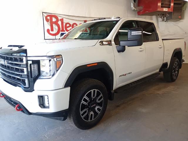 Used 2021 GMC Sierra 2500HD AT4 with VIN 1GT19PEY8MF123940 for sale in Red Springs, NC