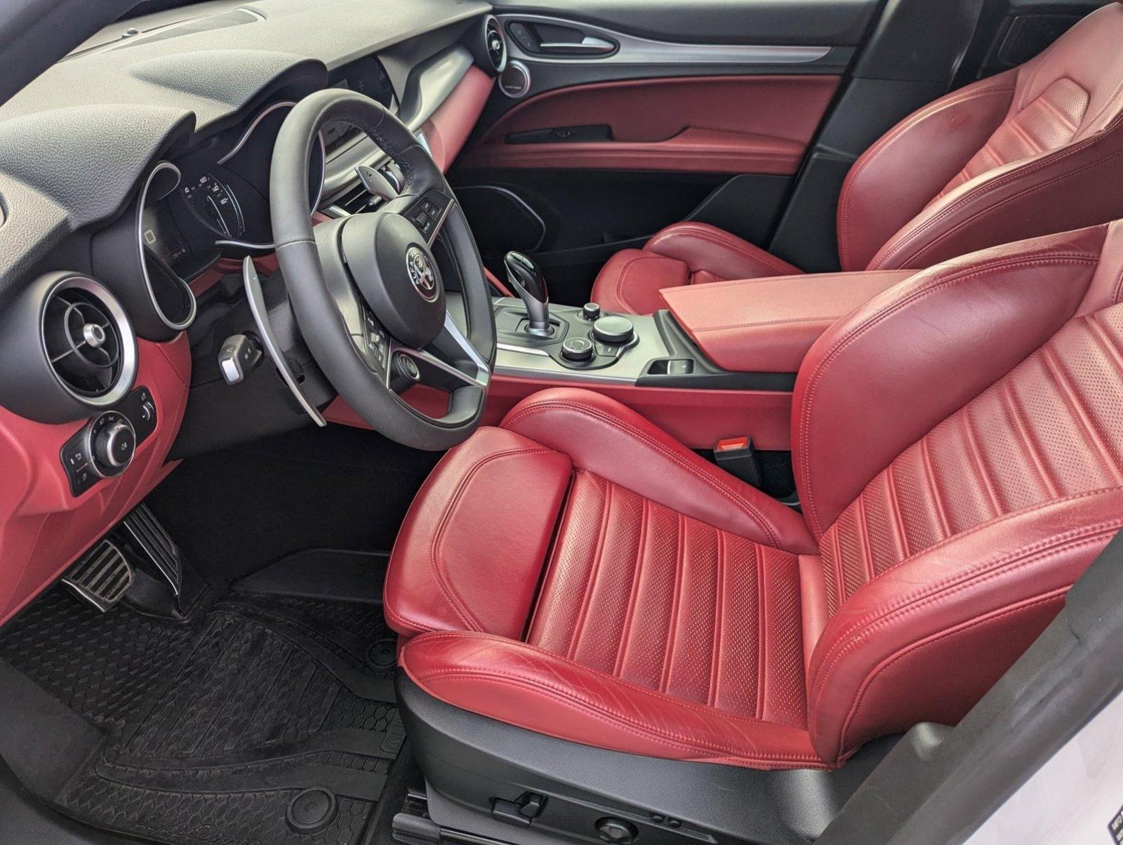 2019 Alfa Romeo Stelvio Vehicle Photo in Delray Beach, FL 33444