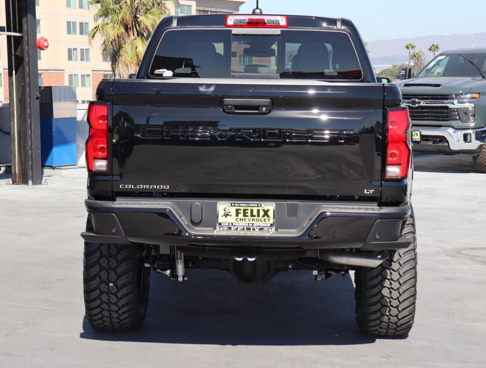 2024 Chevrolet Colorado Vehicle Photo in LOS ANGELES, CA 90007-3794