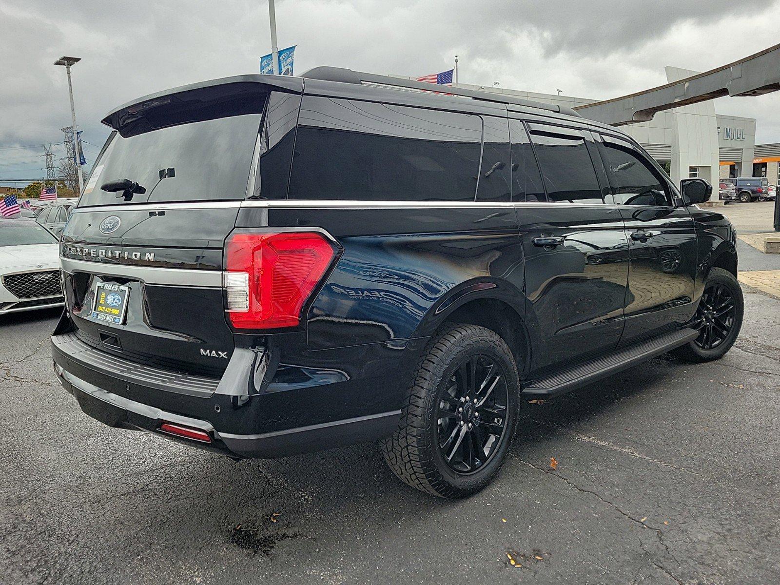 2024 Ford Expedition Max Vehicle Photo in Plainfield, IL 60586