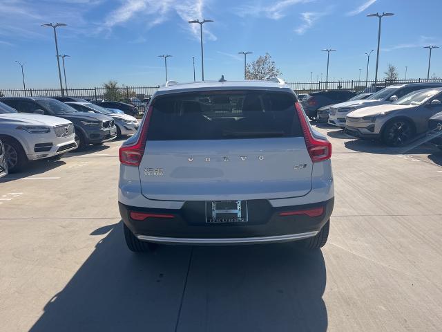 2024 Volvo XC40 Vehicle Photo in Grapevine, TX 76051