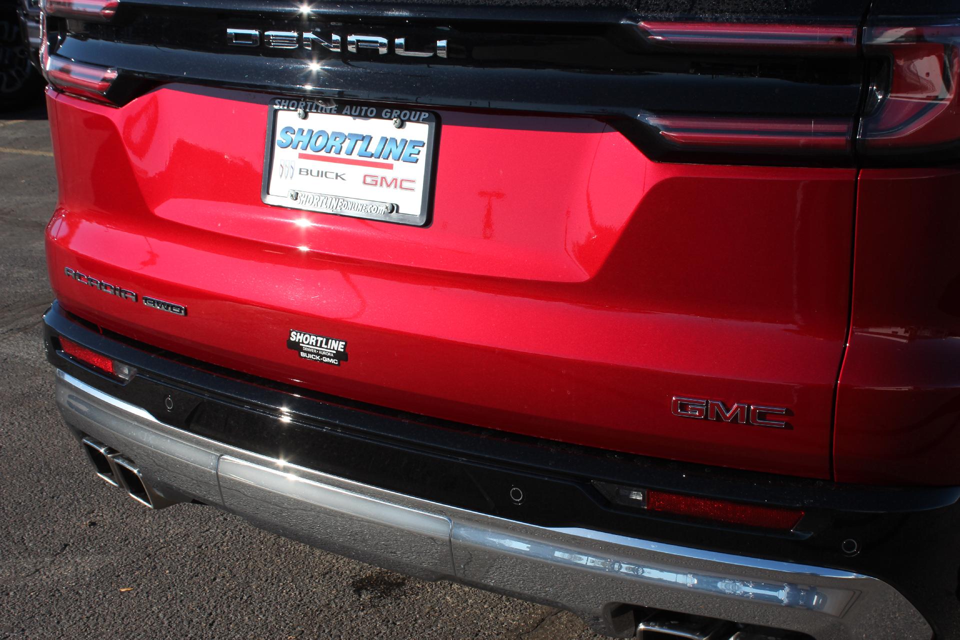 2025 GMC Acadia Vehicle Photo in AURORA, CO 80012-4011