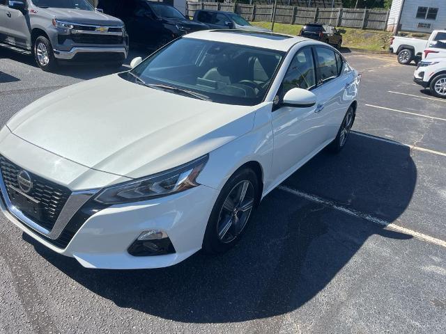 Used 2019 Nissan Altima SL with VIN 1N4BL4EW2KC161106 for sale in Manning, SC