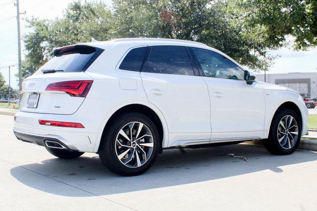 2022 Audi Q5 Vehicle Photo in HOUSTON, TX 77090