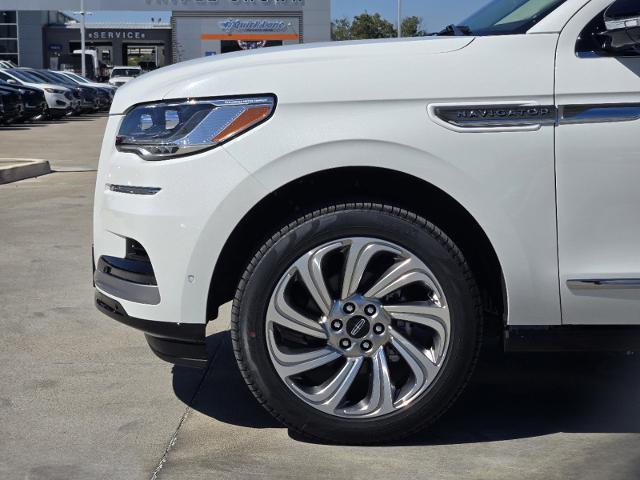 2024 Lincoln Navigator Vehicle Photo in Stephenville, TX 76401-3713