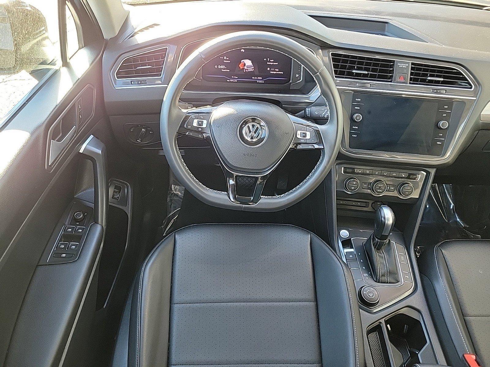 2021 Volkswagen Tiguan Vehicle Photo in Plainfield, IL 60586