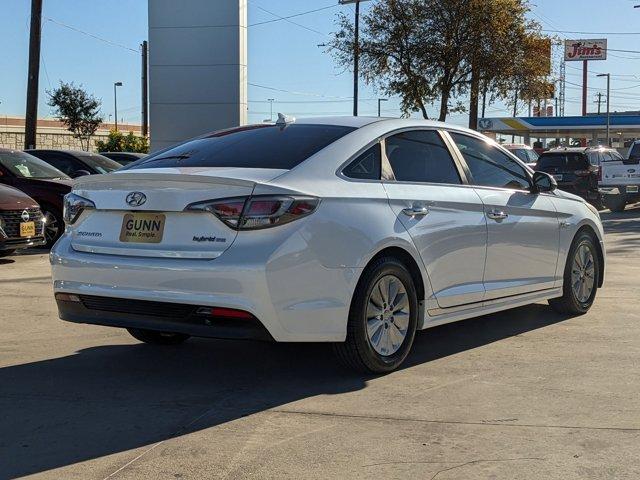 2016 Hyundai SONATA Hybrid Vehicle Photo in San Antonio, TX 78209