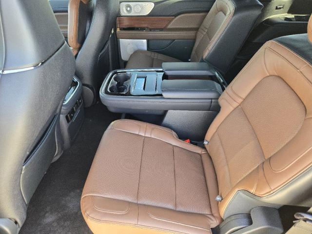 2024 Lincoln Navigator Vehicle Photo in Stephenville, TX 76401-3713