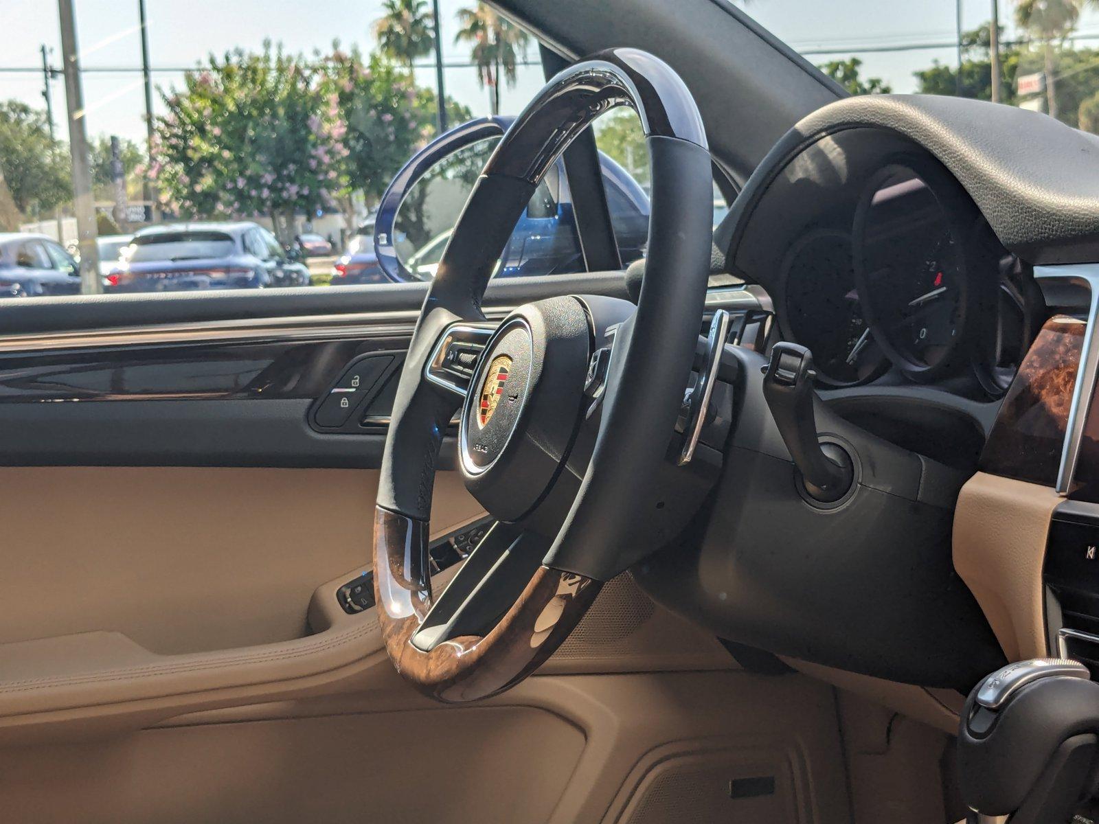 2024 Porsche Macan Vehicle Photo in Maitland, FL 32751