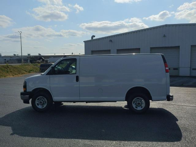 2021 GMC Savana Cargo Van Vehicle Photo in READING, PA 19605-1203