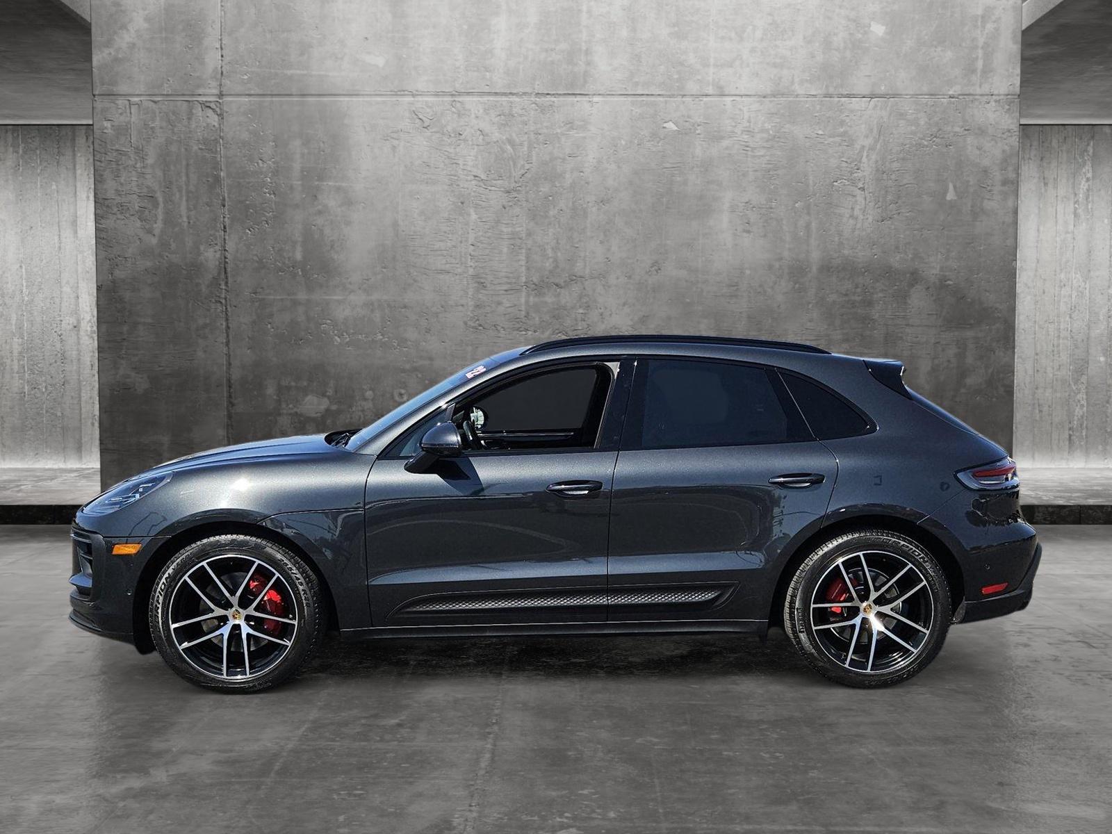 2022 Porsche Macan Vehicle Photo in MESA, AZ 85206-4395