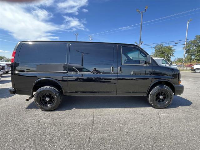 2016 Chevrolet Express Cargo Van Vehicle Photo in ALCOA, TN 37701-3235