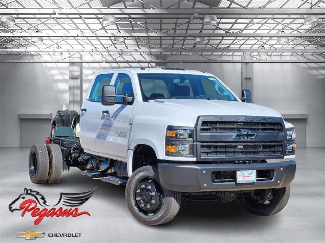 2024 Chevrolet Silverado Chassis Cab Vehicle Photo in Weatherford, TX 76087