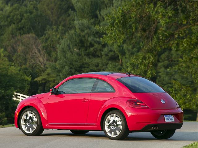 2012 Volkswagen Beetle Vehicle Photo in SAUK CITY, WI 53583-1301