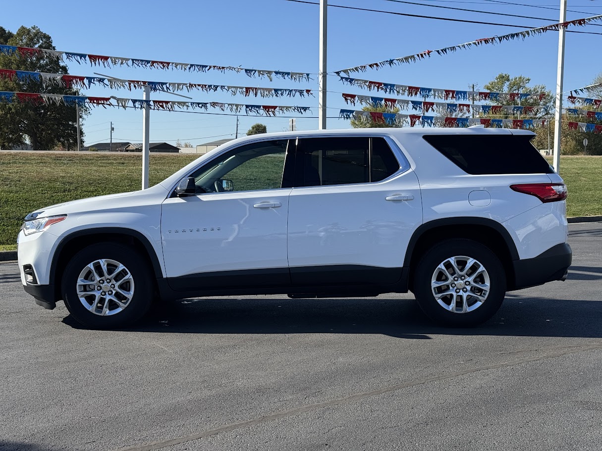 2019 Chevrolet Traverse Vehicle Photo in BOONVILLE, IN 47601-9633