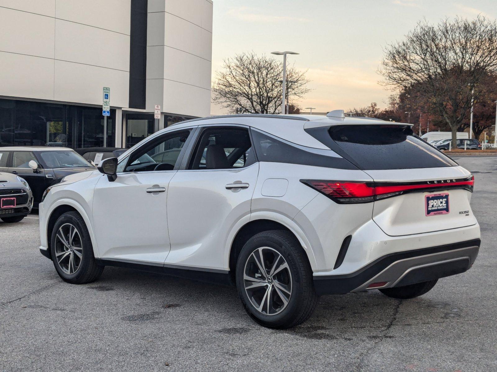 2024 Lexus RX 350 Vehicle Photo in Towson, MD 21204