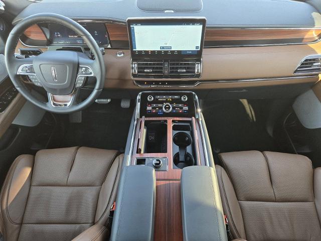 2024 Lincoln Navigator Vehicle Photo in Stephenville, TX 76401-3713