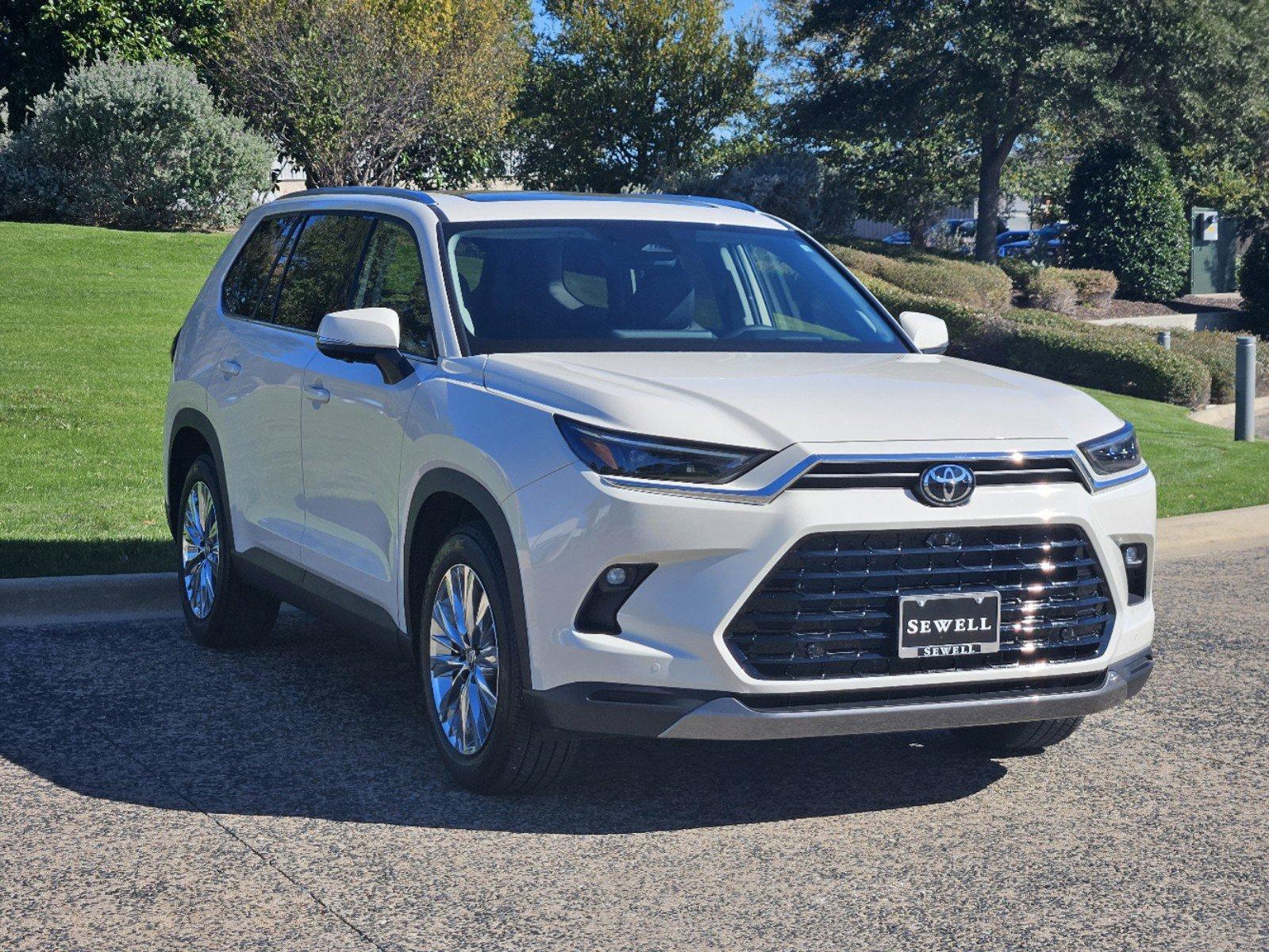 2024 Toyota Grand Highlander Vehicle Photo in FORT WORTH, TX 76132