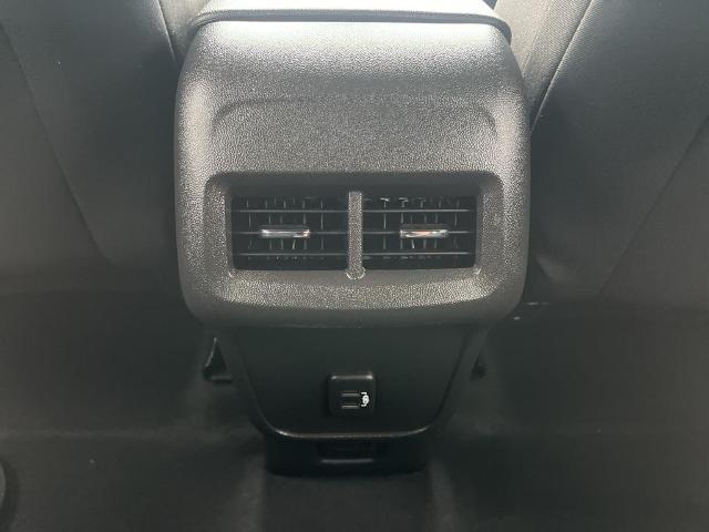 2022 Chevrolet Equinox Vehicle Photo in GREEN BAY, WI 54302-3701