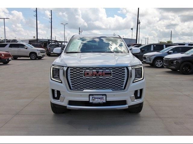 2024 GMC Yukon XL Vehicle Photo in ROSENBERG, TX 77471-5675