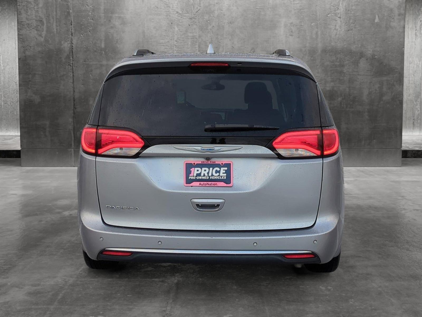 2018 Chrysler Pacifica Vehicle Photo in Ft. Myers, FL 33907