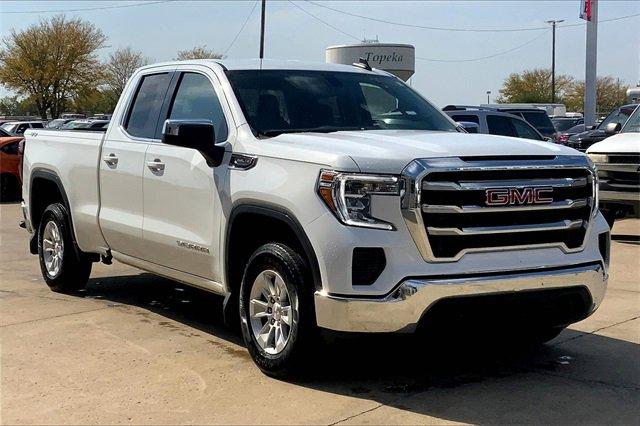 2021 GMC Sierra 1500 Vehicle Photo in TOPEKA, KS 66609-0000