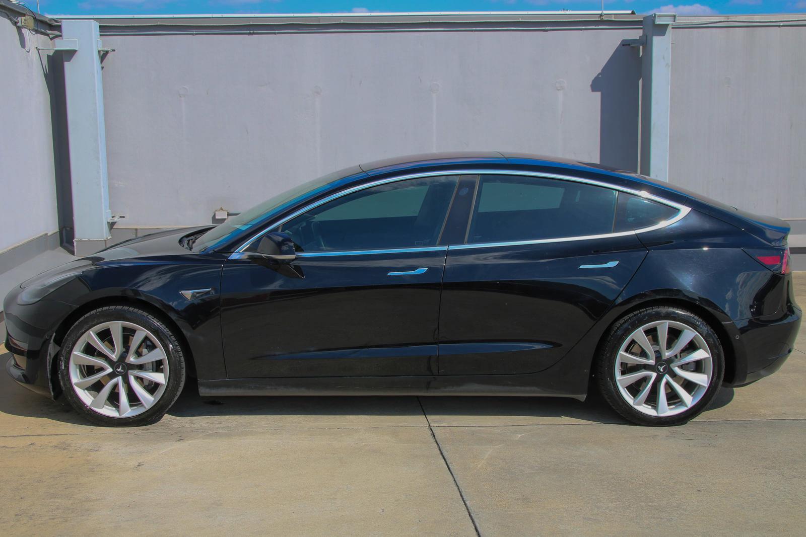 2018 Tesla Model 3 Vehicle Photo in SUGAR LAND, TX 77478