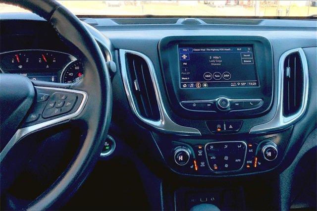 2022 Chevrolet Equinox Vehicle Photo in TOPEKA, KS 66609-0000