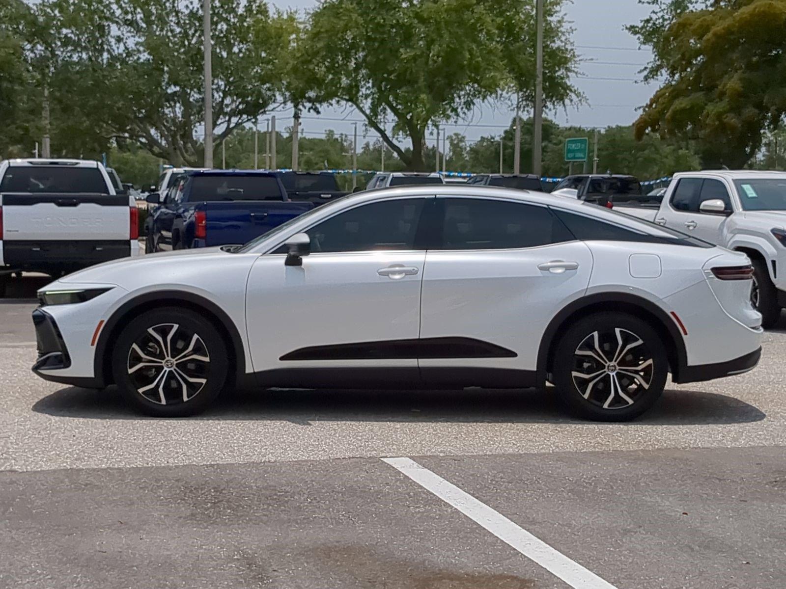 2023 Toyota Crown Vehicle Photo in Ft. Myers, FL 33907