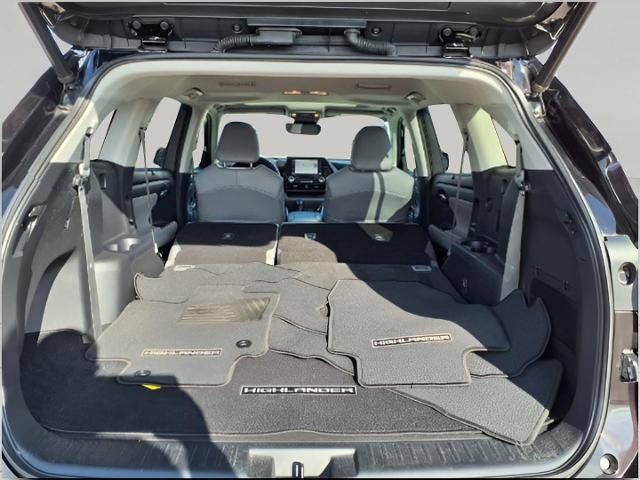 2020 Toyota Highlander Vehicle Photo in Oshkosh, WI 54904