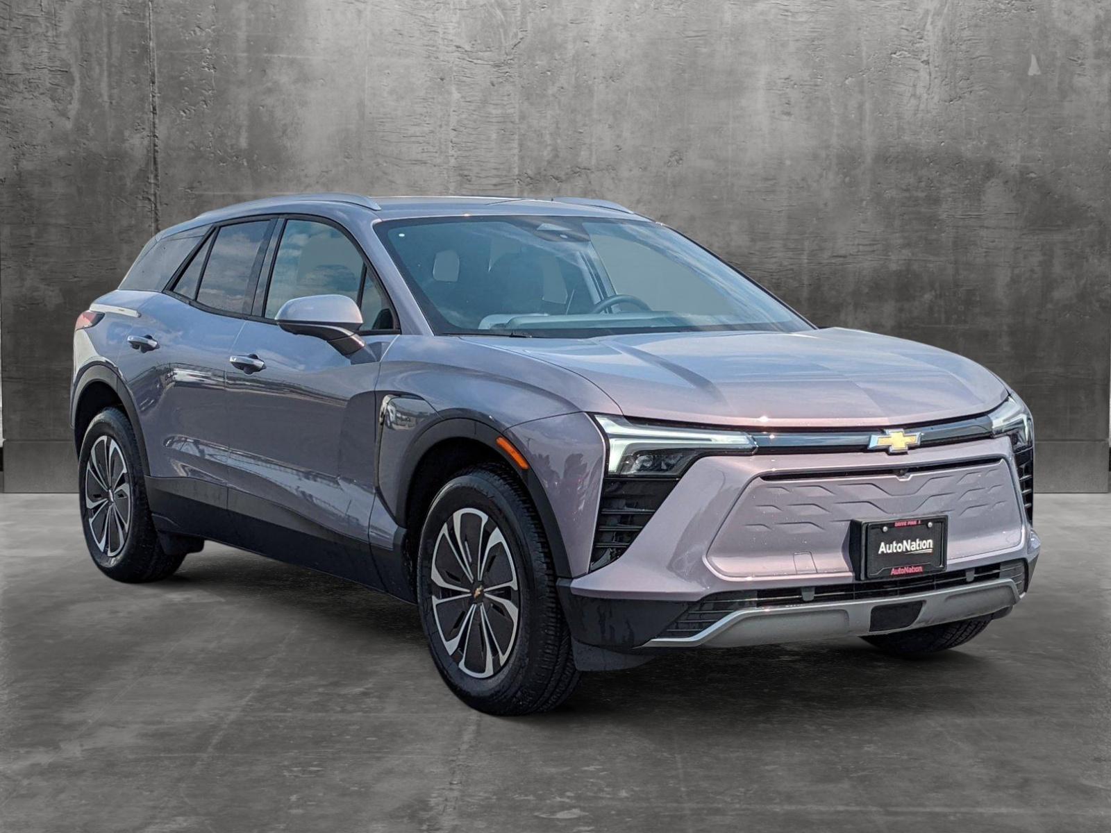 2024 Chevrolet Blazer EV Vehicle Photo in VALENCIA, CA 91355-1705