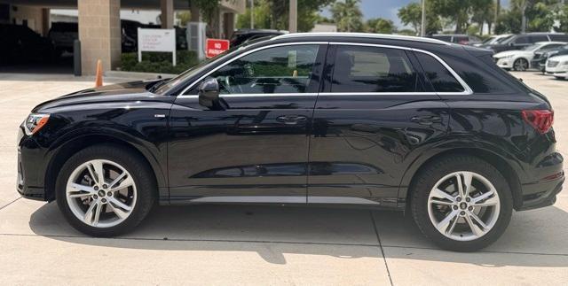 2021 Audi Q3 Vehicle Photo in DELRAY BEACH, FL 33483-3294