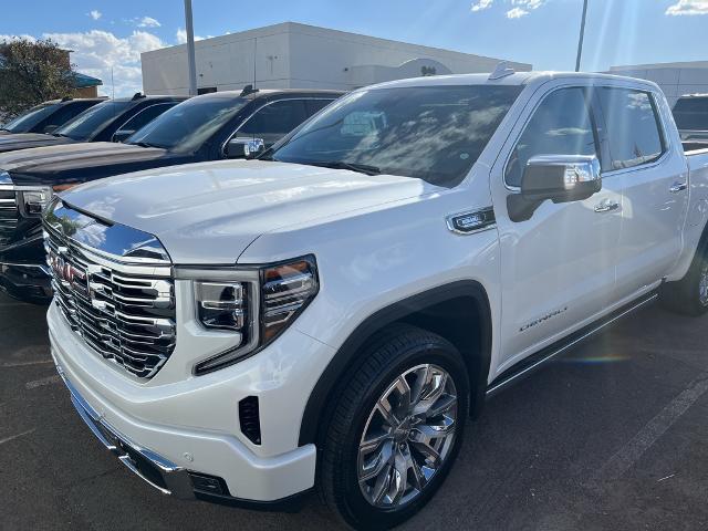 2025 GMC Sierra 1500 Vehicle Photo in GOODYEAR, AZ 85338-1310